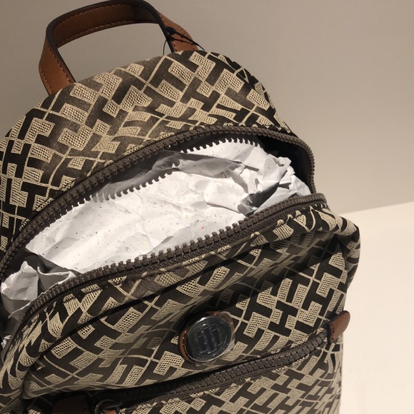 Tommy Hilfiger Casual Backpack Bag Brand New w/ Tags - Picture 5 of 7